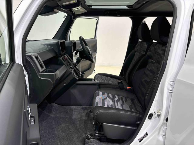 タフトＧ　クロムベンチャー　喫煙車スカイフィールトップ　クロムパック　メッキパック　シルバーアンダーガーニッシュ　インテリアアクセント　ＬＥＤオートライト＆フォグランプ　電動パーキングブレーキ　バックカメラ　アルミホイール（広島県）の中古車