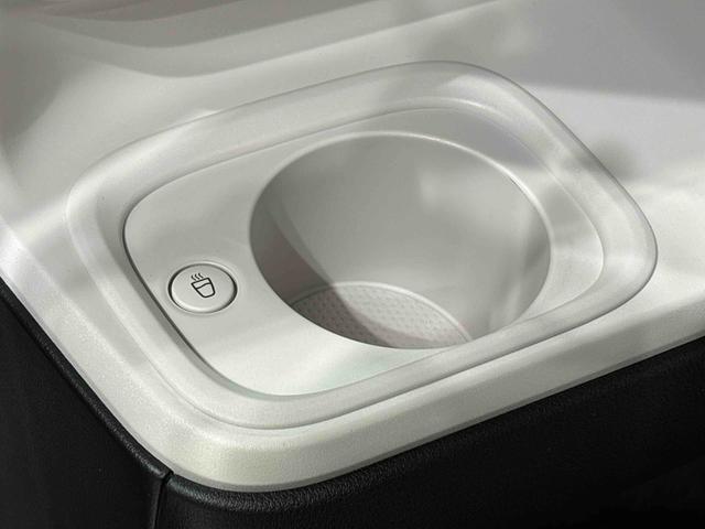 ムーヴキャンバスストライプスG ナビ・バックカメラLEDオートライト・フォグランプ 電動パーキングブレーキ プッシュボタンスタート セキュリティアラーム バックカメラ 両側パワースライドドアウエルカムオープン機能 オート電動格納式ドアミラー(広島県)の中古車