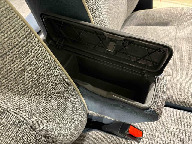 ムーヴキャンバスストライプスＧ　電動パーキングブレーキＬＥＤオートライト・フォグランプ　電動パーキングブレーキ　プッシュボタンスタート　セキュリティアラーム　バックカメラ　両側パワースライドドアウエルカムオープン機能　オート電動格納式ドアミラー（広島県）の中古車