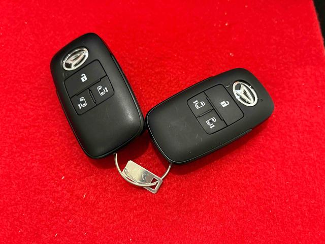 ムーヴキャンバスストライプスＧ　電動パーキングブレーキＬＥＤオートライト・フォグランプ　電動パーキングブレーキ　プッシュボタンスタート　セキュリティアラーム　バックカメラ　両側パワースライドドアウエルカムオープン機能　オート電動格納式ドアミラー（広島県）の中古車