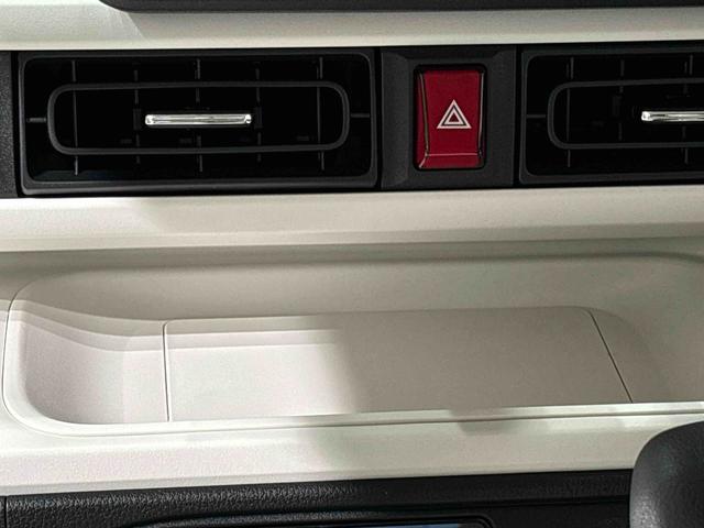 ムーヴキャンバスストライプスＧ　バックモニター　電動パーキングブレーキＬＥＤオートライト・フォグランプ　電動パーキングブレーキ　プッシュボタンスタート　セキュリティアラーム　バックカメラ　両側パワースライドドアウエルカムオープン機能　オート電動格納式ドアミラー（広島県）の中古車