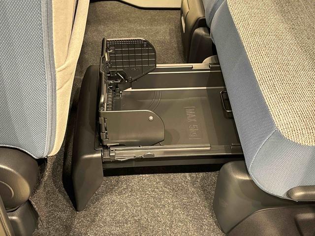 ムーヴキャンバスストライプスＧ　バックモニター　電動パーキングブレーキＬＥＤオートライト・フォグランプ　電動パーキングブレーキ　プッシュボタンスタート　セキュリティアラーム　バックカメラ　両側パワースライドドアウエルカムオープン機能　オート電動格納式ドアミラー（広島県）の中古車