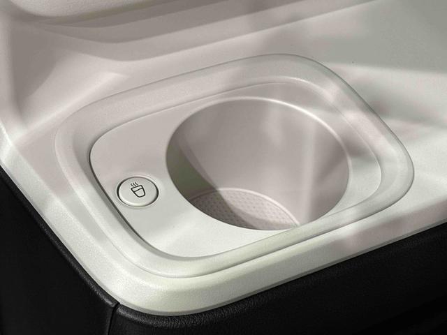 ムーヴキャンバスストライプスＧターボ　バックモニター　後席パワースライドドア運転席・助手席シートヒーター　ＬＥＤヘッドライト・フォグランプ　電動パーキングブレーキ　サイドエアバッグ　オートライト　オートエアコン　キーフリーシステム　プッシュボタンスタート（広島県）の中古車