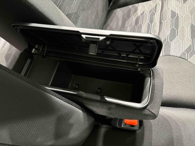 タントファンクロス純正ナビ装着用アップグレードパック　電動パーキングブレーキ　オートブレーキホールド機能　運転席・助手席シートヒーター　ＳＲＳサイドエアバッグ　フルＬＥＤヘッドランプ　ＬＥＤフォグランプ（広島県）の中古車