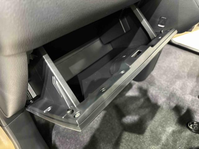 ムーヴキャンバスセオリーＧ　バックモニター対応カメラ　シートヒーターＬＥＤオートライト・フォグランプ　電動パーキングブレーキ　プッシュボタンスタート　セキュリティアラーム　バックカメラ　両側パワースライドドアウエルカムオープン機能　オート電動格納式ドアミラー（広島県）の中古車