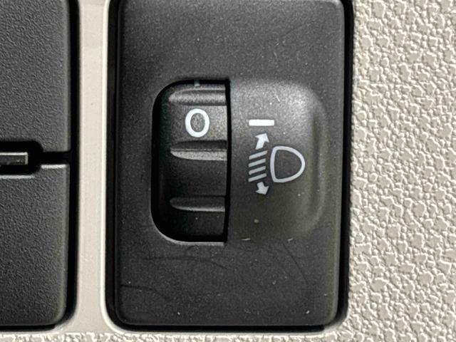 ミライースＸ　リミテッドＳＡIII　ＬＥＤヘッドライト　バックカメラ付リヤスモークガラス　キーレスエントリーシステム　オートライト　オートハイビーム　電動格納式ドアミラー　パワーウィンドウ　セキュリティアラーム　オーディオレス　１４インチフルホイールキャップ（広島県）の中古車