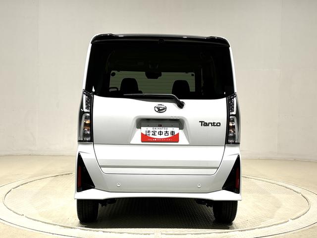 タントカスタム　パノラマモニター対応カメラ付　前席シートヒーター電動パーキングブレーキ　後席両側パワースライドドア　オートライト　サイドエアバッグ　ＬＥＤヘッドライト・フォグランプ　純正１５インチアルミホイール　キーフリーシステム　セキュリティーアラーム（広島県）の中古車