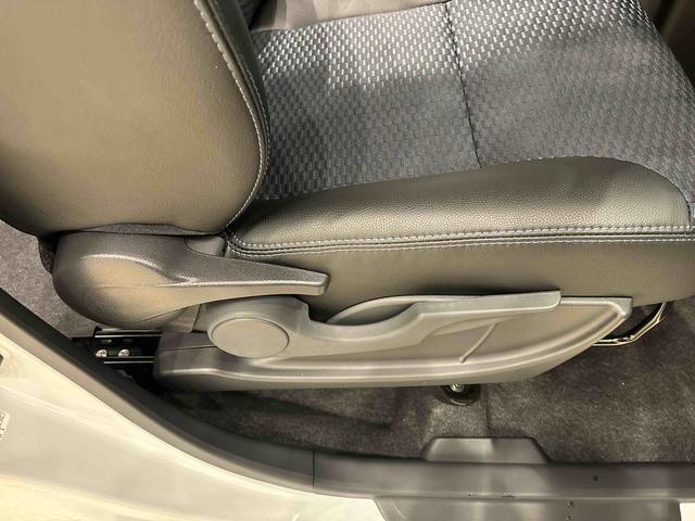 タントカスタム　パノラマモニター対応カメラ付　前席シートヒーター電動パーキングブレーキ　後席両側パワースライドドア　オートライト　サイドエアバッグ　ＬＥＤヘッドライト・フォグランプ　純正１５インチアルミホイール　キーフリーシステム　セキュリティーアラーム（広島県）の中古車