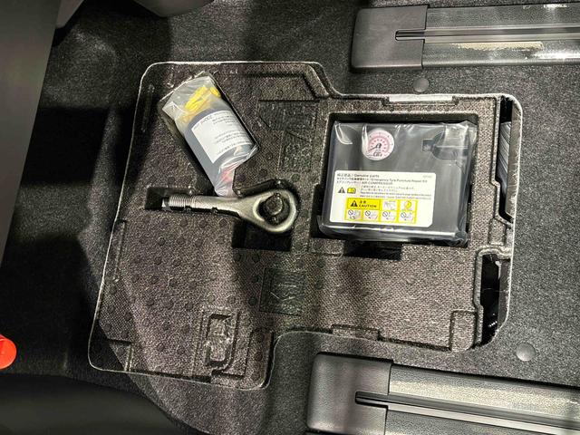 タントカスタム　パノラマモニター対応カメラ付　前席シートヒーター電動パーキングブレーキ　後席両側パワースライドドア　オートライト　サイドエアバッグ　ＬＥＤヘッドライト・フォグランプ　純正１５インチアルミホイール　キーフリーシステム　セキュリティーアラーム（広島県）の中古車