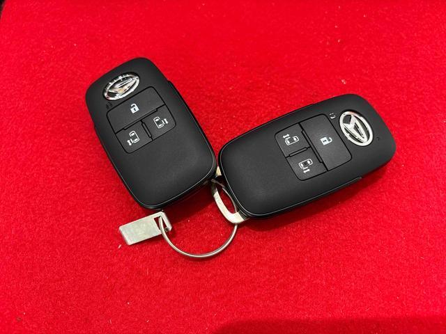 タントカスタム　パノラマモニター対応カメラ付　前席シートヒーター電動パーキングブレーキ　後席両側パワースライドドア　オートライト　サイドエアバッグ　ＬＥＤヘッドライト・フォグランプ　純正１５インチアルミホイール　キーフリーシステム　セキュリティーアラーム（広島県）の中古車