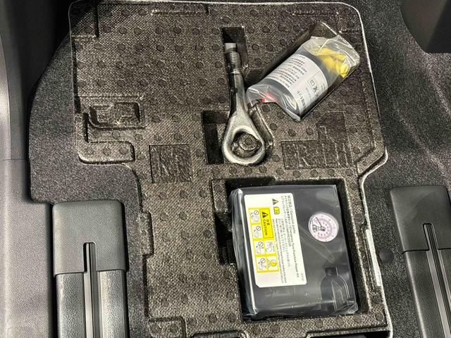 タントカスタムX 電動パーキングブレーキ 両側電動スライドドア純正ナビ装着用アップグレードパック 運転席・助手席シートヒーター オートブレーキホールド機能 格納式リヤドアサンシェード(広島県)の中古車