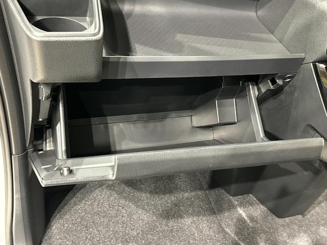 タントカスタムＲＳ　ターボ　両側電動スライドドア　キーフリー純正ナビ装着用アップグレードパック　運転席・助手席シートヒーター　電動パーキングブレーキ　オートブレーキホールド機能　格納式リヤドアサンシェード　運転席シートリフター　チルトステアリング（広島県）の中古車