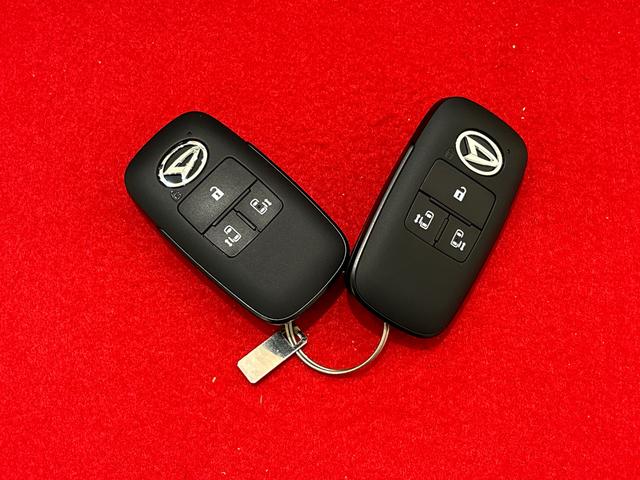 タントカスタムＲＳ　ターボ　両側電動スライドドア　キーフリー純正ナビ装着用アップグレードパック　運転席・助手席シートヒーター　電動パーキングブレーキ　オートブレーキホールド機能　格納式リヤドアサンシェード　運転席シートリフター　チルトステアリング（広島県）の中古車