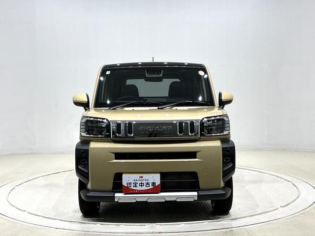 タフトGターボ クロムベンチャー バックカメラ 前席シートヒータースカイフィールトップ クロムパック メッキパック シルバーアンダーガーニッシュ インテリアアクセント LEDオートライト&フォグランプ 電動パーキングブレーキ バックカメラ アルミホイール(広島県)の中古車