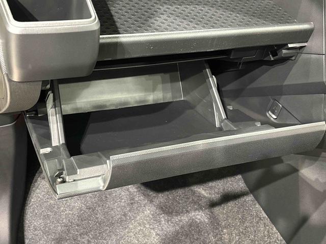 タフトGターボ クロムベンチャー バックカメラ 前席シートヒータースカイフィールトップ クロムパック メッキパック シルバーアンダーガーニッシュ インテリアアクセント LEDオートライト&フォグランプ 電動パーキングブレーキ バックカメラ アルミホイール(広島県)の中古車