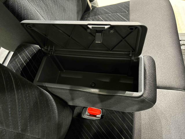 タントカスタムＸ　ＳＡ　７インチフルセグナビ　バックカメラ　ＥＴＣＳＲＳサイドエアバッグ　両側スライドドア左側電動スライドドア　プッシュボタンスタート　ＬＥＤヘッドライト　オートライト　１４インチアルミホイール　電子カードキー　アイドリングストップ車（広島県）の中古車