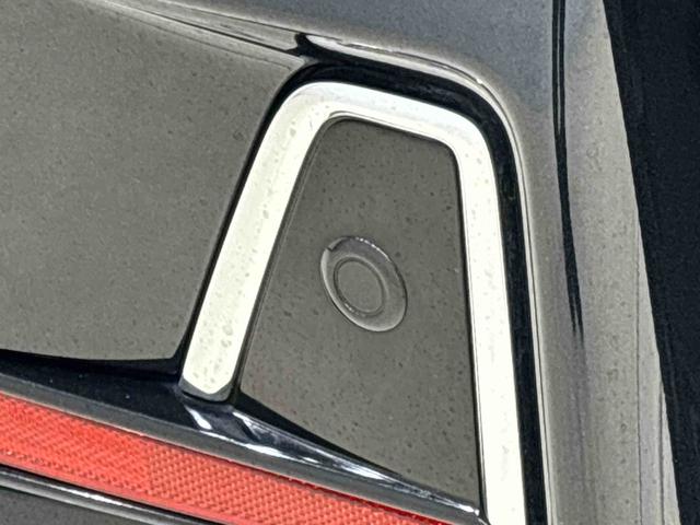 タントカスタムRSスタイルセレクションLEDオートライト パワースライドドアウェルカムオープン機能 オート電動格納式ドアミラー 助手席ロングスライド 助手席イージークローザー アルミホイール キーフリーシステム(広島県)の中古車