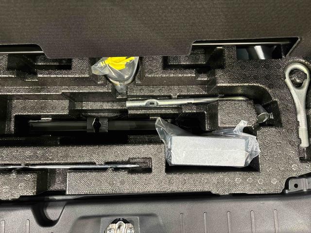 タントカスタムRSスタイルセレクションLEDオートライト パワースライドドアウェルカムオープン機能 オート電動格納式ドアミラー 助手席ロングスライド 助手席イージークローザー アルミホイール キーフリーシステム(広島県)の中古車