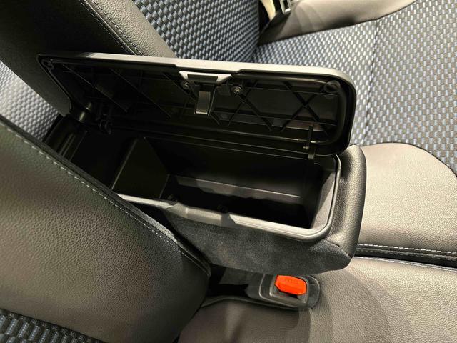 タントカスタムＲＳ　バックモニター対応カメラ　シートヒーターＬＥＤオートライト　パワースライドドアウェルカムオープン機能　電動パーキングブレーキ　運転席助手席シートヒーター　アルミホイール（広島県）の中古車