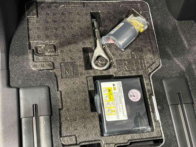 タントカスタムＲＳ　バックモニター対応カメラ　シートヒーターＬＥＤオートライト　パワースライドドアウェルカムオープン機能　電動パーキングブレーキ　運転席助手席シートヒーター　アルミホイール（広島県）の中古車