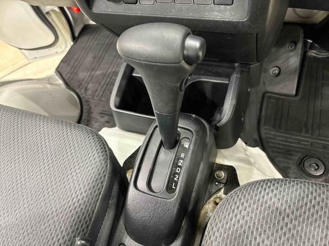 ハイゼットトラックスタンダードハロゲンヘッドランプ　運転席ＳＲＳエアバック　電動式パワーステアリング　ＡＭ／ＦＭラジオ　あゆみ板掛けテールゲート　スペアタイヤ　ガードフレーム（広島県）の中古車