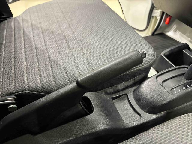 ハイゼットトラックスタンダードハロゲンヘッドランプ　運転席ＳＲＳエアバック　電動式パワーステアリング　ＡＭ／ＦＭラジオ　あゆみ板掛けテールゲート　スペアタイヤ　ガードフレーム（広島県）の中古車