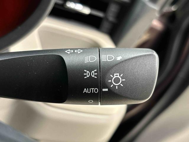 ムーヴＸリミテッドII　ＳＡIII　社外ナビゲーション　キーフリー純正ナビ装着用アップグレードパック　運転席シートヒーター　アルミホイール　ＬＥＤヘッドランプ　トップシェイドガラス　運転席シートリフター　チルトステアリング（広島県）の中古車