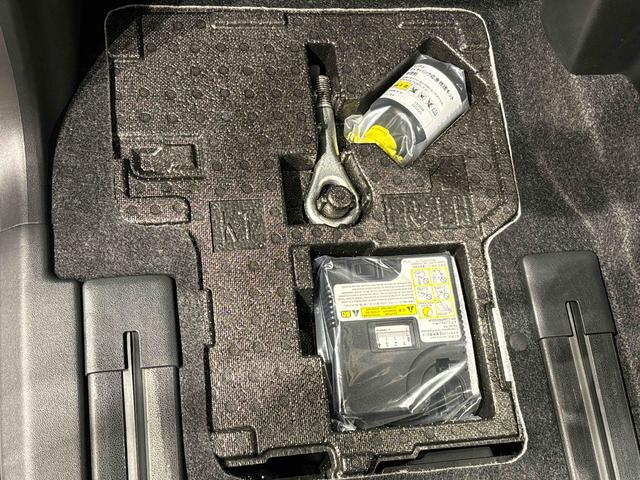 タントカスタムＲＳ　９インチフルセグナビ　バックカメラ　ターボ車ドライブレコーダー　ＳＲＳサイドエアバッグ　前席シートヒーター　両側電動スライドドア　１５インチアルミホイール　ＬＥＤヘッドライト　ＬＥＤフォグランプ　プッシュボタンスタート　オートエアコン（広島県）の中古車