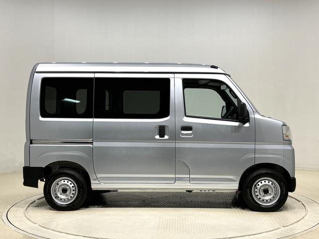 ハイゼットカーゴDXLEDヘッドランプ トップシェイドガラス コーナーセンサー オーバーヘッドシェルフ フロントドアパワーウインドウ キーレスエントリー AM/FMラジオ テンパータイヤ スチールホイール(広島県)の中古車