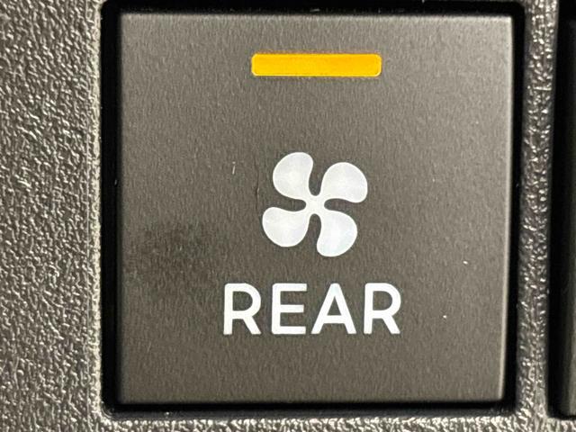 ハイゼットカーゴDXLEDヘッドランプ トップシェイドガラス コーナーセンサー オーバーヘッドシェルフ フロントドアパワーウインドウ キーレスエントリー AM/FMラジオ テンパータイヤ スチールホイール(広島県)の中古車