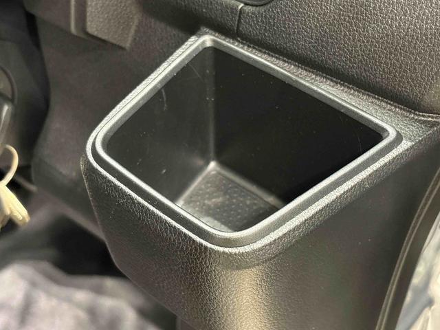 ハイゼットカーゴDXLEDヘッドランプ トップシェイドガラス コーナーセンサー オーバーヘッドシェルフ フロントドアパワーウインドウ キーレスエントリー AM/FMラジオ テンパータイヤ スチールホイール(広島県)の中古車