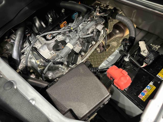 ハイゼットカーゴDXLEDヘッドランプ トップシェイドガラス コーナーセンサー オーバーヘッドシェルフ フロントドアパワーウインドウ キーレスエントリー AM/FMラジオ テンパータイヤ スチールホイール(広島県)の中古車