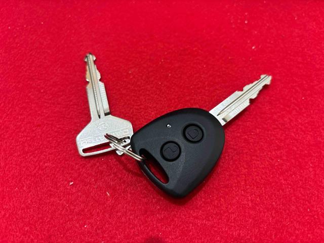 ミライースＸ　ＳＡIII　バックモニター対応カメラ　オートライトＬＥＤヘッドランプ　セキュリティアラーム　コーナーセンサー　１４インチフルホイールキャップ　キーレスエントリー　電動格納式ドアミラー　ショツピングフック　マニュアルエアコン（広島県）の中古車