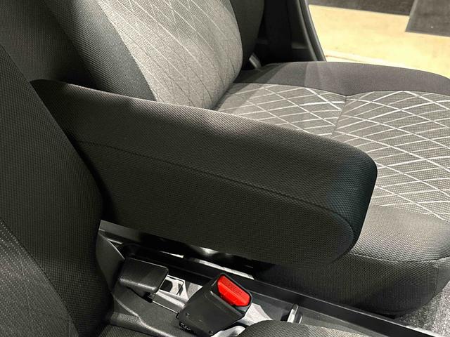 アトレーＲＳ　キーフリーシステム　リヤヒーター　オートハイビーム電動格納式ドアミラー　両側パワースライドドアウエルカムオープン機能　オートエアコン　ＬＥＤヘッドランプ　ＬＥＤフォグランプ　プッシュボタンスタート　リバース連動リヤワイパー　リヤスモークガラス（広島県）の中古車