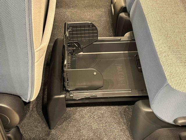 ムーヴキャンバスストライプスＧ　運転席・助手席シートヒーター　キーフリー純正ナビ装着用アップグレードパック　両側電動スライドドア　運転席シートリフター　チルトステアリング　電動パーキングブレーキ　オートブレーキホールド機能　ホッとカップホルダー（広島県）の中古車