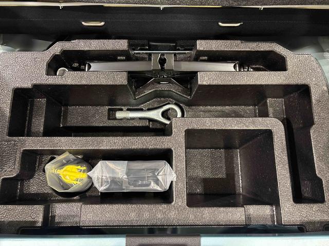 ミライースＸ　リミテッドＳＡIII　ＬＥＤヘッドライト　バックカメラ付オートライト　オートハイビーム　アイドリングストップ　リヤスモークガラス　リヤワイパー　電動格納式ドアミラー　キーレスエントリーシステム　前後コーナーセンサー　スマートアシスト　オーディオレス（広島県）の中古車