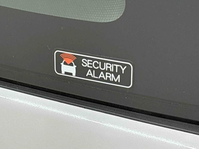 ムーヴキャンバスストライプスG バックモニター ディスプレイオーディオLEDオートライト・フォグランプ 電動パーキングブレーキ プッシュボタンスタート セキュリティアラーム バックカメラ 両側パワースライドドアウエルカムオープン機能 オート電動格納式ドアミラー(広島県)の中古車