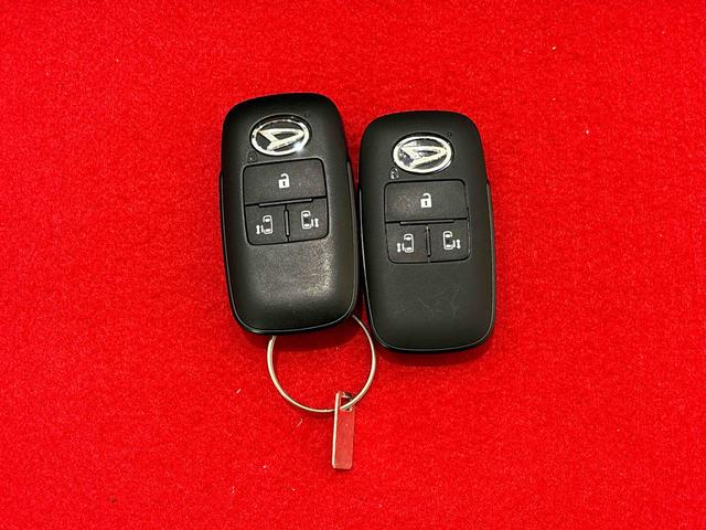 ムーヴキャンバスストライプスG バックモニター ディスプレイオーディオLEDオートライト・フォグランプ 電動パーキングブレーキ プッシュボタンスタート セキュリティアラーム バックカメラ 両側パワースライドドアウエルカムオープン機能 オート電動格納式ドアミラー(広島県)の中古車