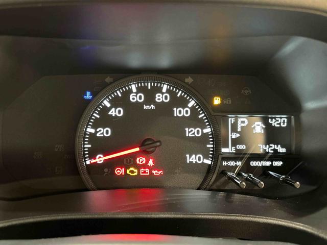 ハイゼットカーゴDX プッシュスタートボタン オートライトLEDヘッドランプ コーナーセンサー オーバーヘッドシェルフ フロントドアパワーウインドウ キーレスエントリー AM/FMラジオ マニュアルエアコン スチールホイール(広島県)の中古車