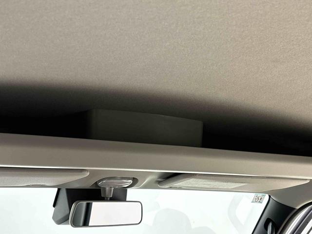 ハイゼットカーゴDX プッシュスタートボタン オートライトLEDヘッドランプ コーナーセンサー オーバーヘッドシェルフ フロントドアパワーウインドウ キーレスエントリー AM/FMラジオ マニュアルエアコン スチールホイール(広島県)の中古車