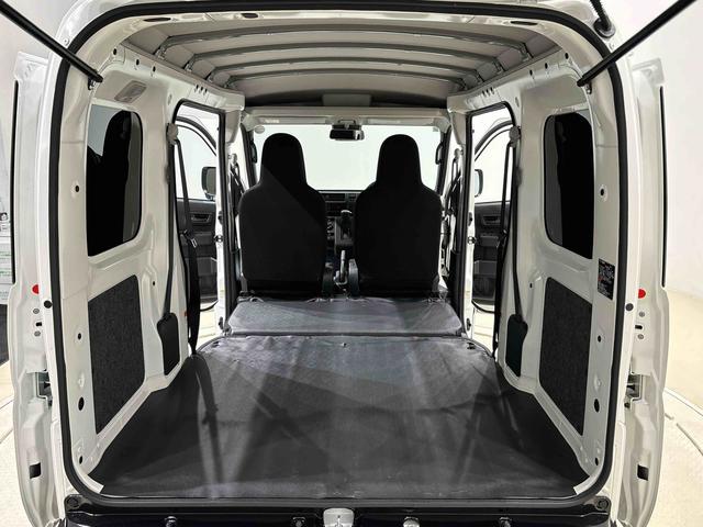 ハイゼットカーゴDX プッシュスタートボタン オートライトLEDヘッドランプ コーナーセンサー オーバーヘッドシェルフ フロントドアパワーウインドウ キーレスエントリー AM/FMラジオ マニュアルエアコン スチールホイール(広島県)の中古車