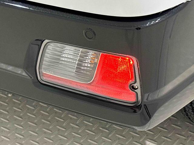 ハイゼットカーゴDX プッシュスタートボタン オートライトLEDヘッドランプ コーナーセンサー オーバーヘッドシェルフ フロントドアパワーウインドウ キーレスエントリー AM/FMラジオ マニュアルエアコン スチールホイール(広島県)の中古車