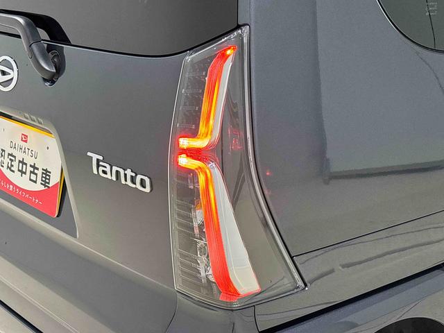 タントカスタムRS 4WD バックカメラ付 両側パワースライドドアLEDオートライト パワースライドドアウェルカムオープン機能 電動パーキングブレーキ 運転席助手席シートヒーター アルミホイール キーフリーシステム オート電動格納式ドアミラー(広島県)の中古車