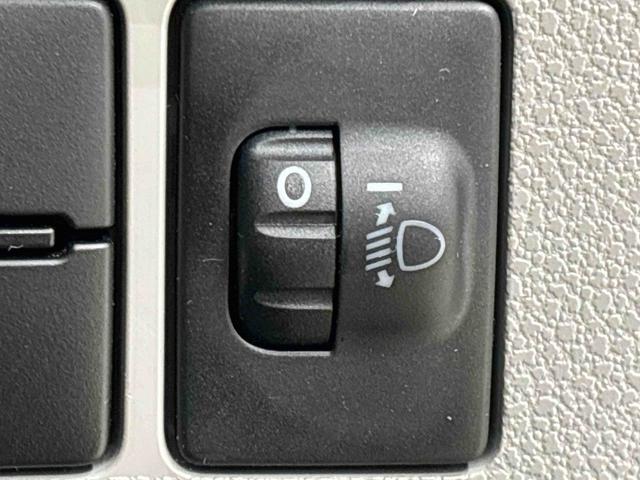 ミライースX SAIII バックモニター対応カメラLEDヘッドランプ セキュリティアラーム コーナーセンサー フルホイールキャップ キーレスエントリー 電動格納式ドアミラー ショツピングフック マニュアルエアコン(広島県)の中古車