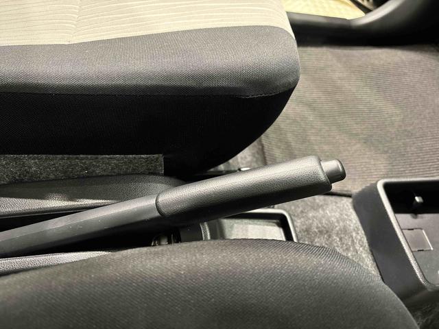 ミライースX SAIII バックモニター対応カメラLEDヘッドランプ セキュリティアラーム コーナーセンサー フルホイールキャップ キーレスエントリー 電動格納式ドアミラー ショツピングフック マニュアルエアコン(広島県)の中古車