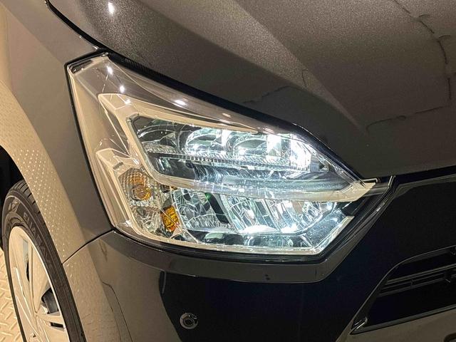 ミライースX SAIII バックモニター対応カメラLEDヘッドランプ セキュリティアラーム コーナーセンサー フルホイールキャップ キーレスエントリー 電動格納式ドアミラー ショツピングフック マニュアルエアコン(広島県)の中古車