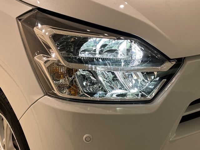 ミライースG SAIII バックモニター対応 両側シートヒーターLEDヘッドランプ 運転席・助手席シートヒーター オートライト プッシュボタンスタート セキュリティアラーム コーナーセンサー 14インチアルミホイール キーフリーシステム(広島県)の中古車