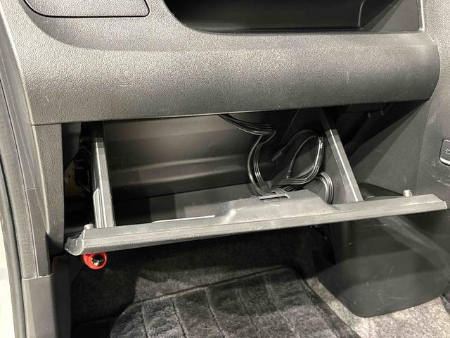 タントカスタムＸ　ＳＡ　ウェルカムシートナビゲーション　プッシュスタート　パワースライドドア　オートライト　オートエアコン　キーフリーシステム　アイドリングストップ電動格納式ドアミラー（広島県）の中古車