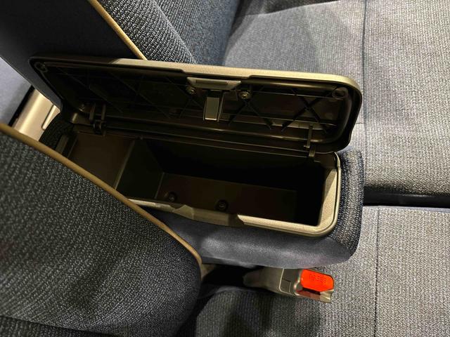 ムーヴキャンバスセオリーＧ　バックカメラ　電動パーキングブレーキＬＥＤオートライト・フォグランプ　電動パーキングブレーキ　プッシュボタンスタート　セキュリティアラーム　バックカメラ　両側パワースライドドアウエルカムオープン機能　オート電動格納式ドアミラー（広島県）の中古車