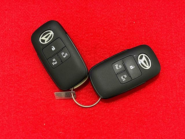 ムーヴキャンバスセオリーＧ　バックカメラ　電動パーキングブレーキＬＥＤオートライト・フォグランプ　電動パーキングブレーキ　プッシュボタンスタート　セキュリティアラーム　バックカメラ　両側パワースライドドアウエルカムオープン機能　オート電動格納式ドアミラー（広島県）の中古車